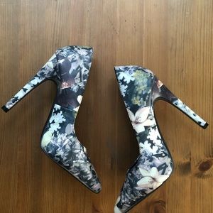 Charlotte Russe floral heel size 7.